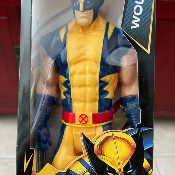 Hasbro Marvel Titan Hero Series Wolverine 12" Figure New in Box Ages 4+. - Picture 6 of 6